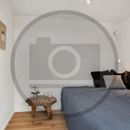 3 Bedroom Stunning In Hébergement de vacances Otterup